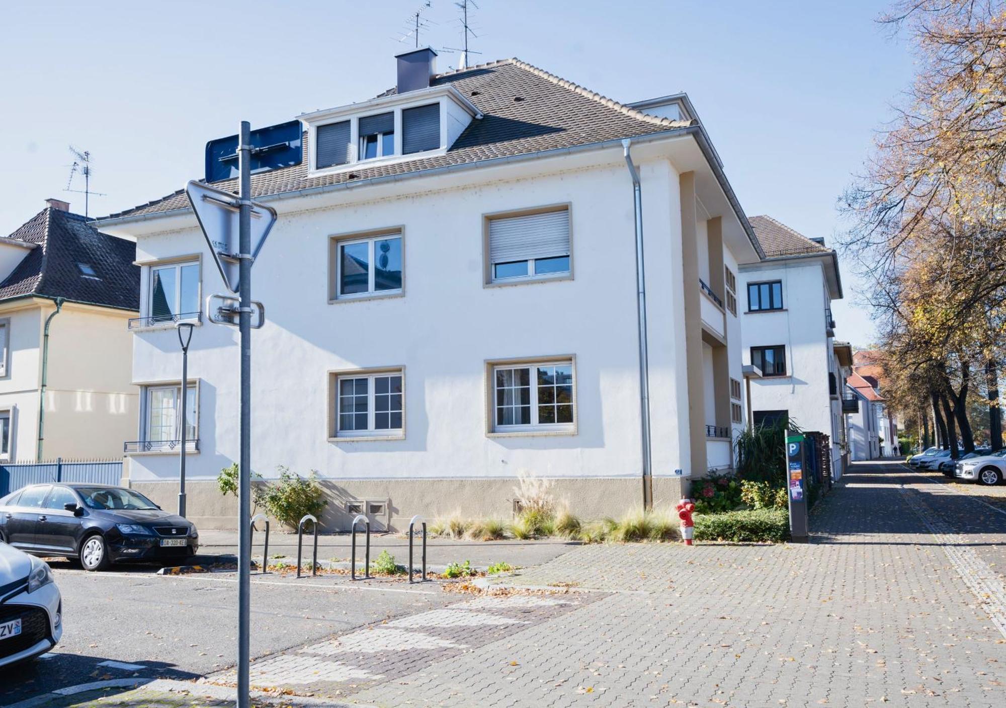 Charmant Appartement Avec Terrasse Dans Villa Страсбург Экстерьер фото